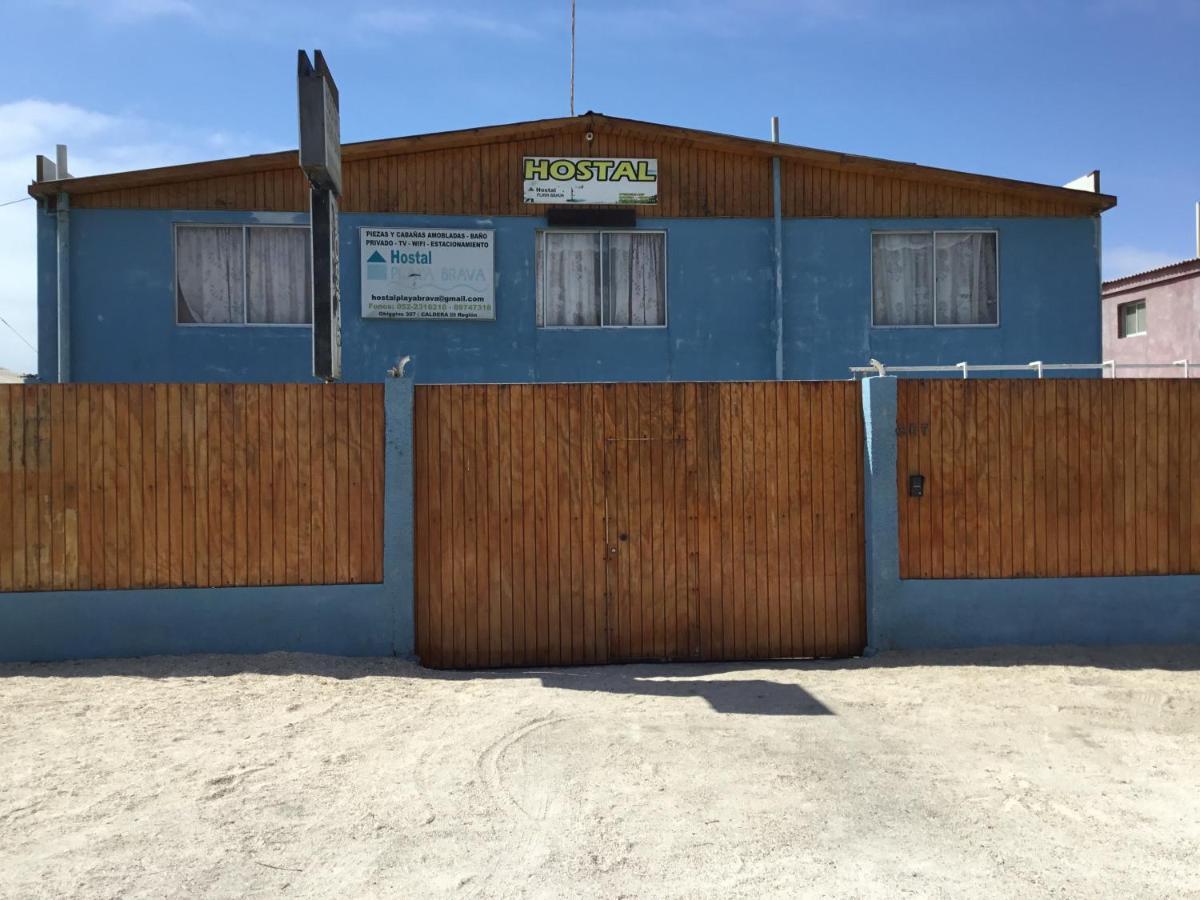 Hostal Playa Brava كالديرا المظهر الخارجي الصورة