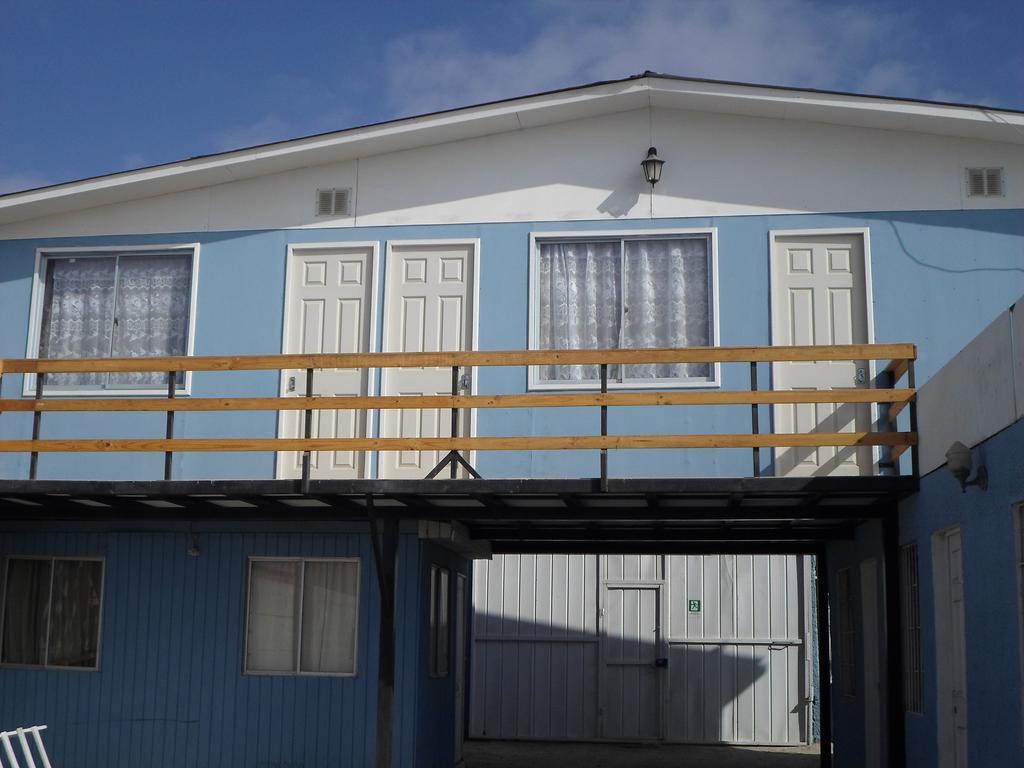 Hostal Playa Brava كالديرا المظهر الخارجي الصورة